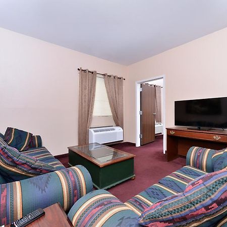 Americas Best Value Inn Somerville Texas Bilik gambar